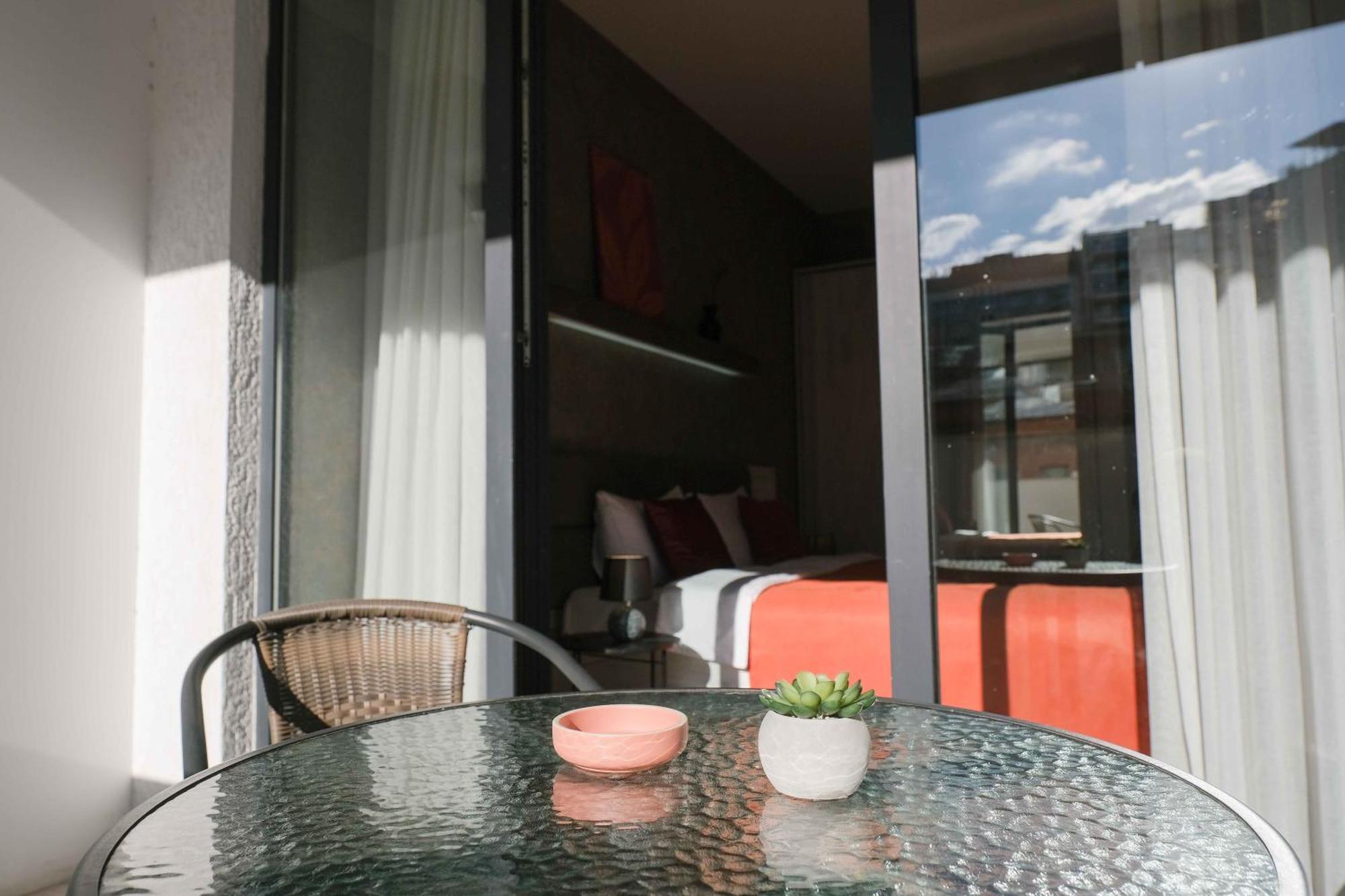 Round Garden Hotel 第比利斯 外观 照片