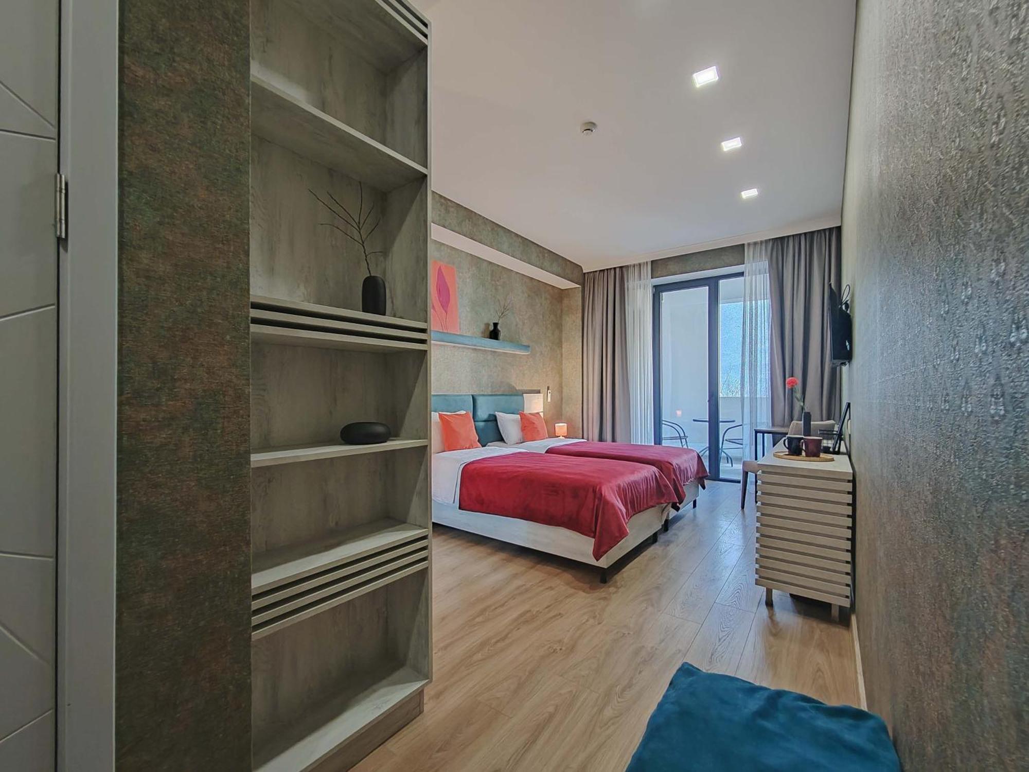 Round Garden Hotel 第比利斯 外观 照片