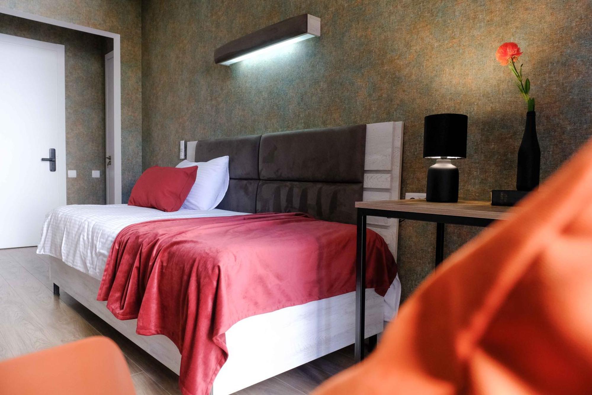 Round Garden Hotel 第比利斯 外观 照片