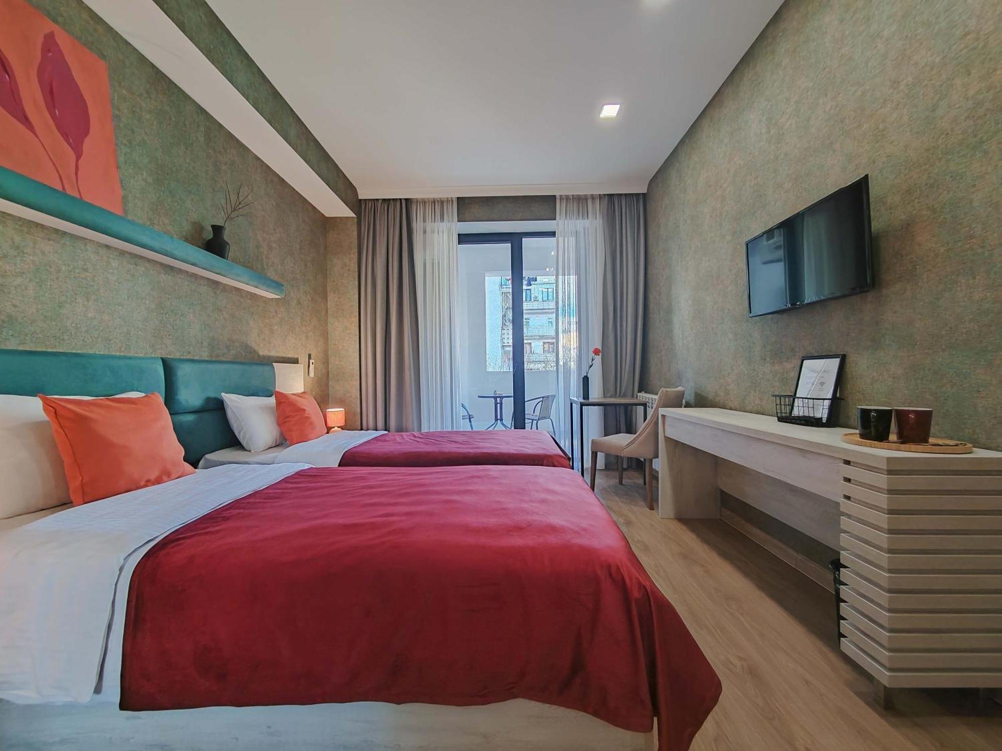 Round Garden Hotel 第比利斯 外观 照片