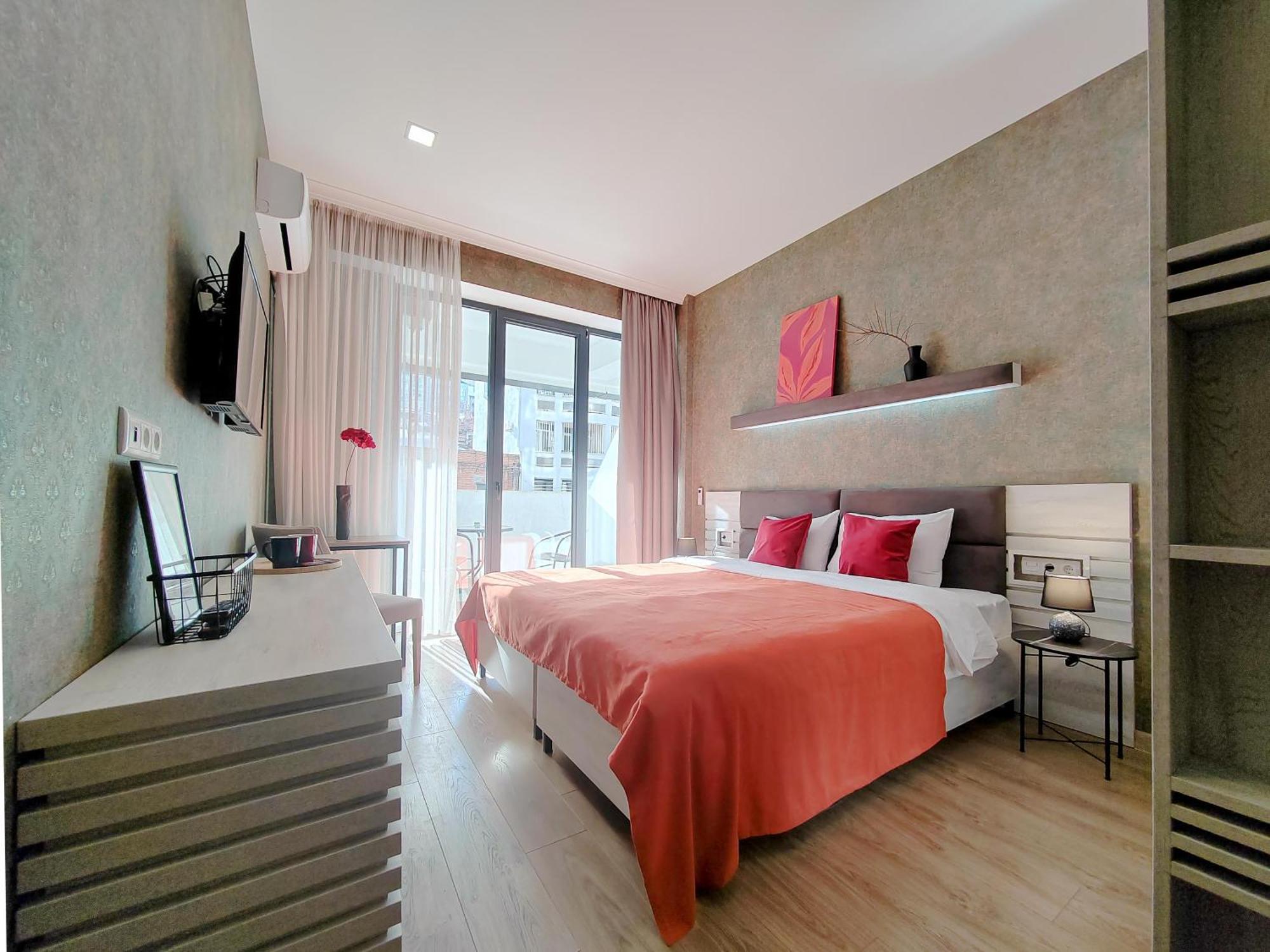 Round Garden Hotel 第比利斯 外观 照片